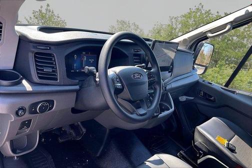 2026 Ford Transit-250 148 WB Medium Roof Cargo