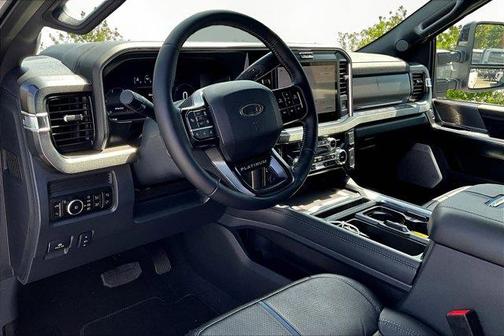 2026 Ford F-250 Platinum