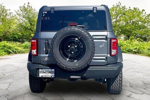 Carbonized Gray Metallic 2026 Ford Bronco Big Bend
