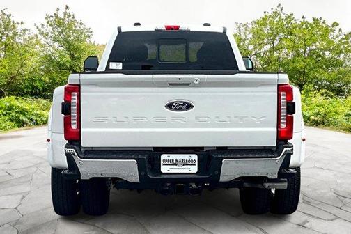 2025 Ford F-350 Lariat Super Duty