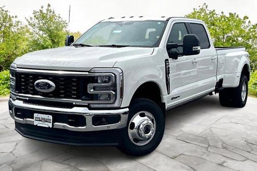 2025 Ford F-350 Lariat Super Duty