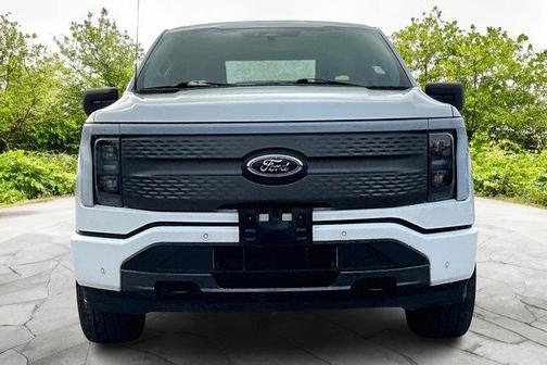 2023 Ford F-150 Lightning XLT