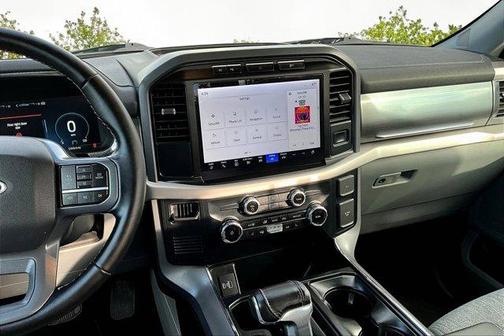 2023 Ford F-150 Lightning XLT