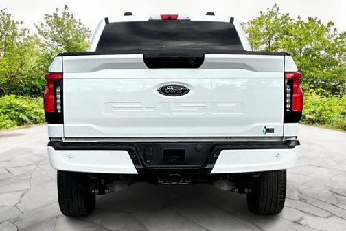 2023 Ford F-150 Lightning XLT