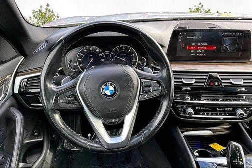 2019 BMW 530 i xDrive