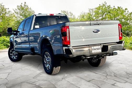 2026 Ford F-350 Lariat Super Duty