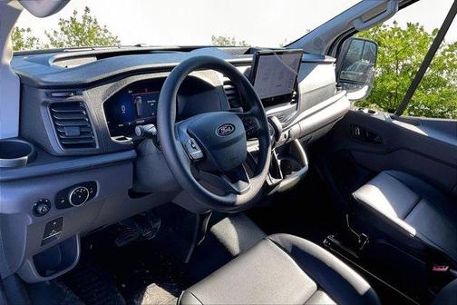 2026 Ford Transit-350 148 WB Medium Roof Cargo