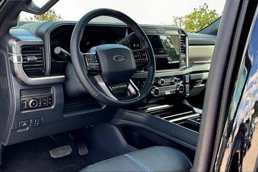 2026 Ford F-250 Platinum