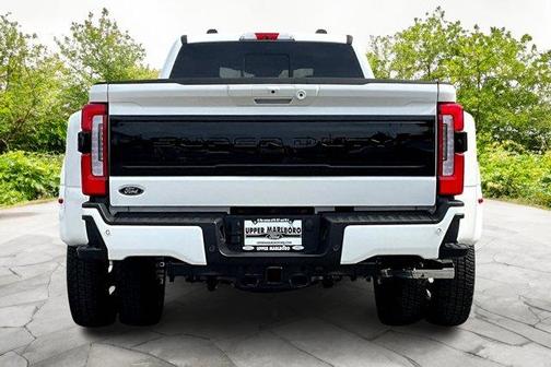 2026 Ford F-350 Platinum
