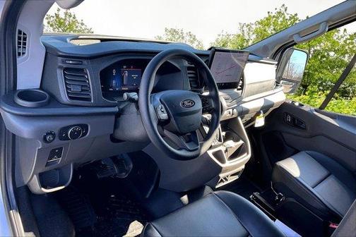 2026 Ford Transit-350 148 WB Medium Roof Cargo