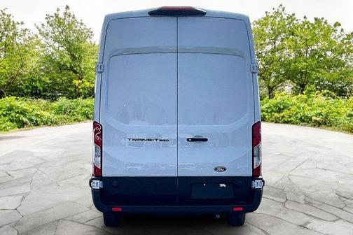 Oxford White 2026 Ford Transit-350 Base