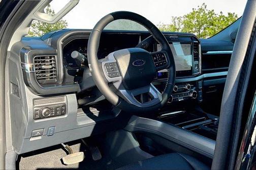 2026 Ford F-250 FX4 OFF-ROAD PACKAGE