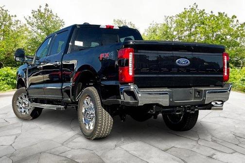 2026 Ford F-250 FX4 OFF-ROAD PACKAGE