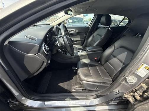 2015 Mercedes-Benz GLA-Class 4MATIC