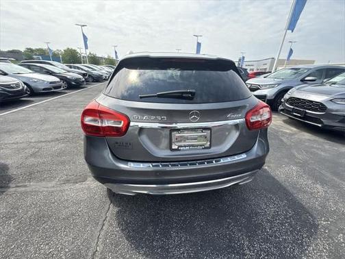 2015 Mercedes-Benz GLA-Class 4MATIC