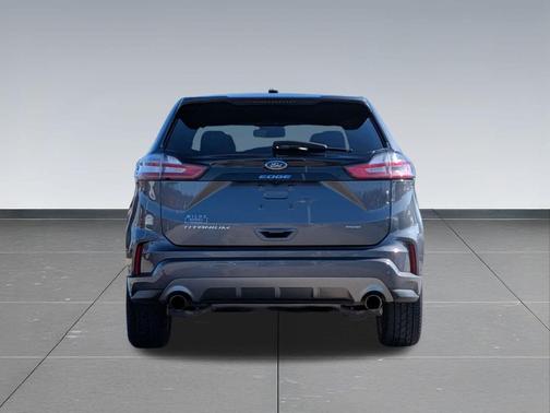 CARBONIZED GRAY 2021 Ford Edge Titanium