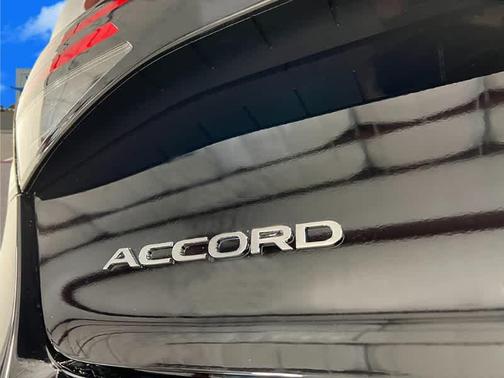 2025 Honda Accord LX 1.5T
