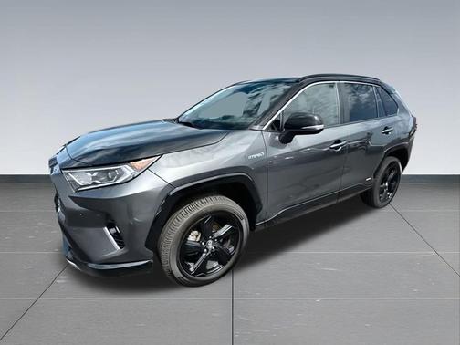 2021 Toyota RAV4 Hybrid SE