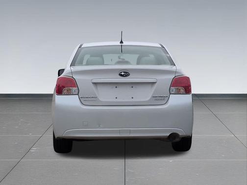 2013 Subaru Impreza 2.0i Premium