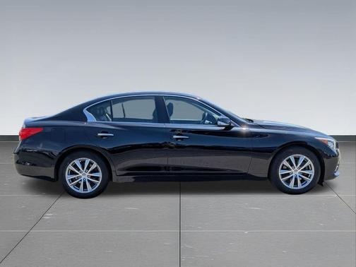 Black Obsidian 2016 INFINITI Q50 2.0T Premium