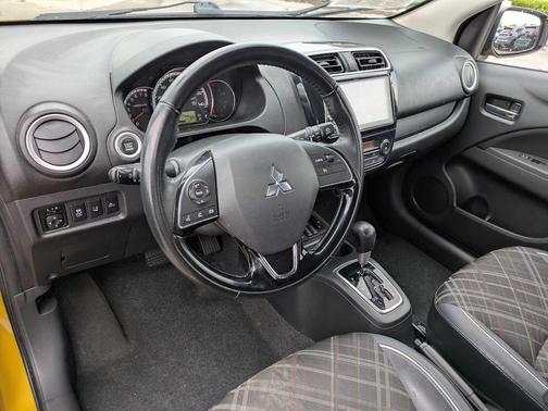 2021 Mitsubishi Mirage SE