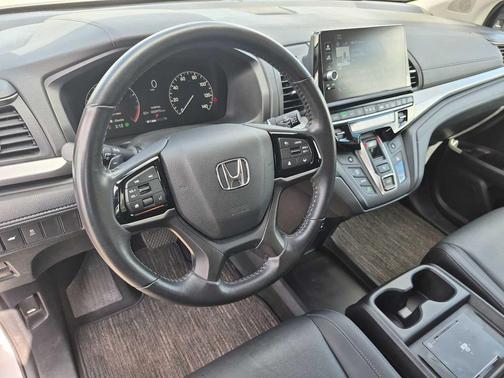 Platinum White Pearl 2025 Honda Odyssey EX-L