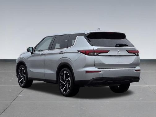 2022 Mitsubishi Outlander ES 2.5 S-AWC