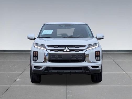 White Diamond 2024 Mitsubishi Outlander Sport SE