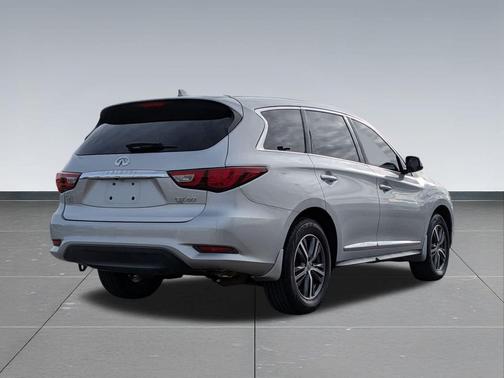 2016 INFINITI QX60 Base