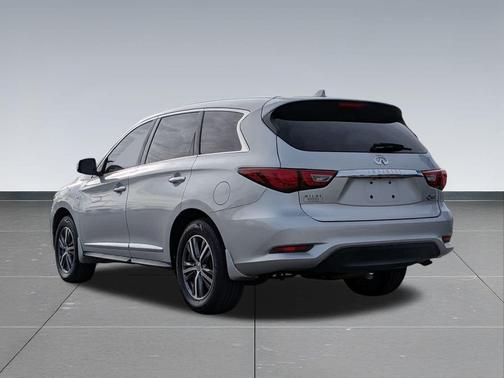 2016 INFINITI QX60 Base