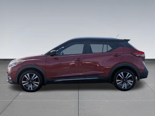 2019 Nissan Kicks SR
