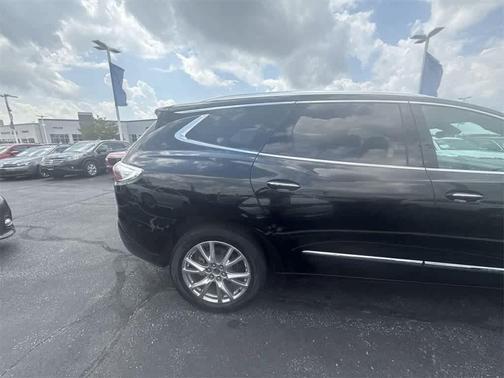 2023 Buick Enclave Essence AWD