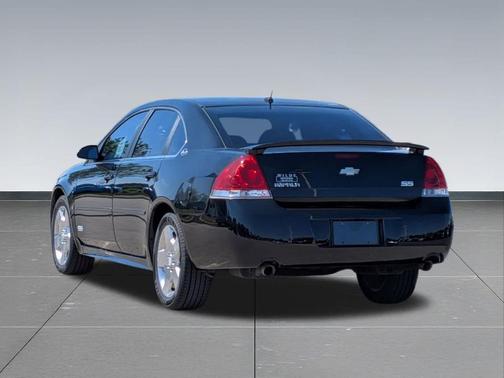 Black 2009 Chevrolet Impala SS