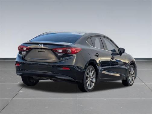 2018 Mazda Mazda3 Touring