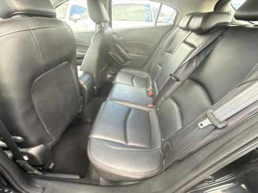 2016 Mazda Mazda3 i Grand Touring
