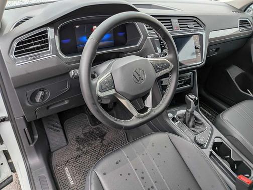 2024 Volkswagen Tiguan 2.0T SE 4MOTION