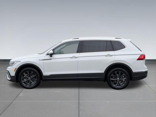 2024 Volkswagen Tiguan 2.0T SE 4MOTION