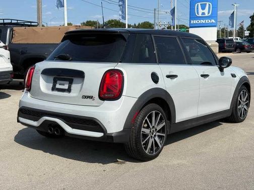 2022 MINI Hardtop Cooper S