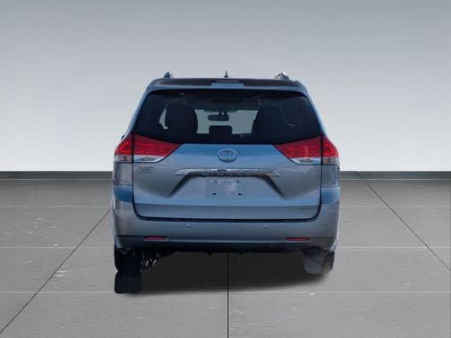 2012 Toyota Sienna Limited