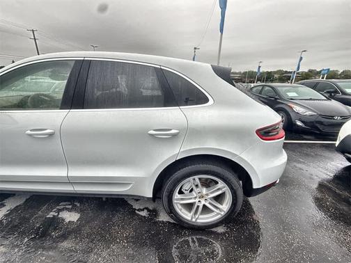 2017 Porsche Macan S