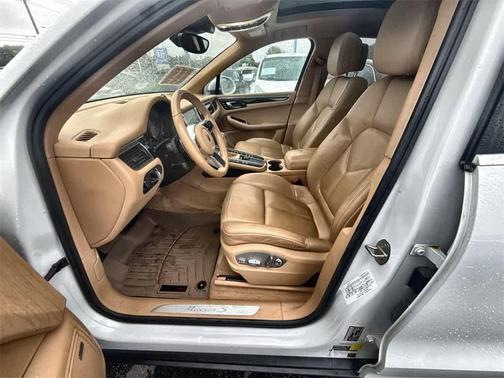 2017 Porsche Macan S