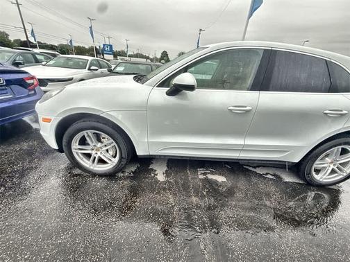 2017 Porsche Macan S