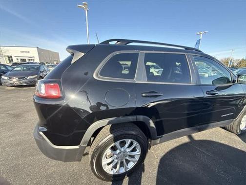 2022 Jeep Cherokee Latitude Lux