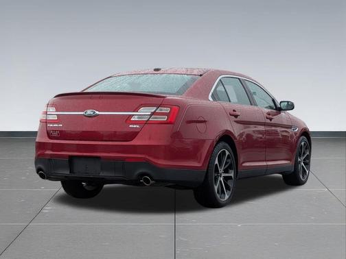 2016 Ford Taurus SEL