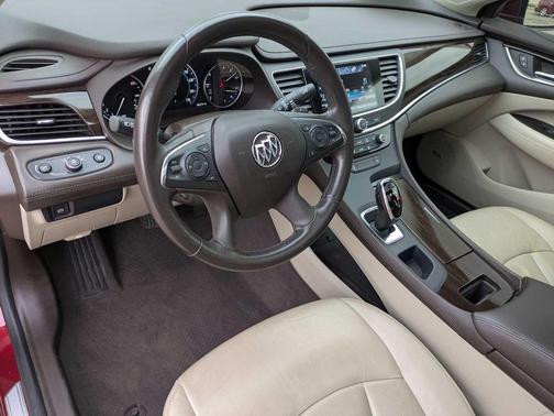 2017 Buick LaCrosse Essence