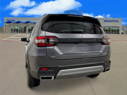 2025 Honda Pilot Touring 8-Passenger