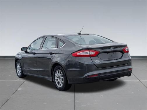 2015 Ford Fusion S