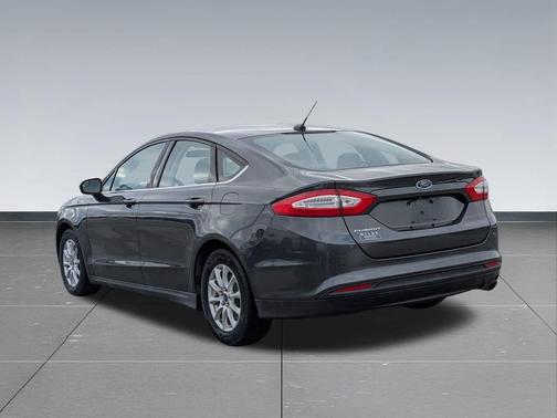 2015 Ford Fusion S