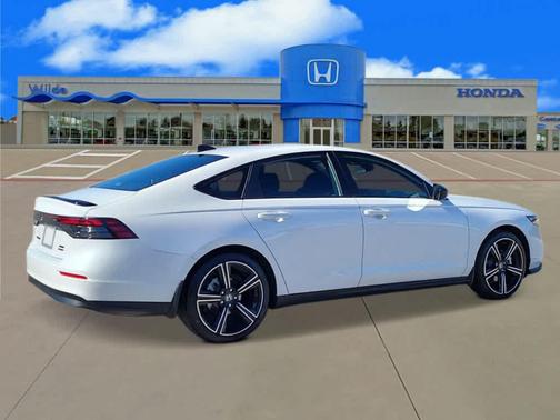 Platinum White Pearl 2026 Honda Accord Hybrid Sport