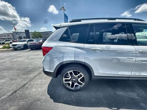 2023 Honda Passport AWD Elite